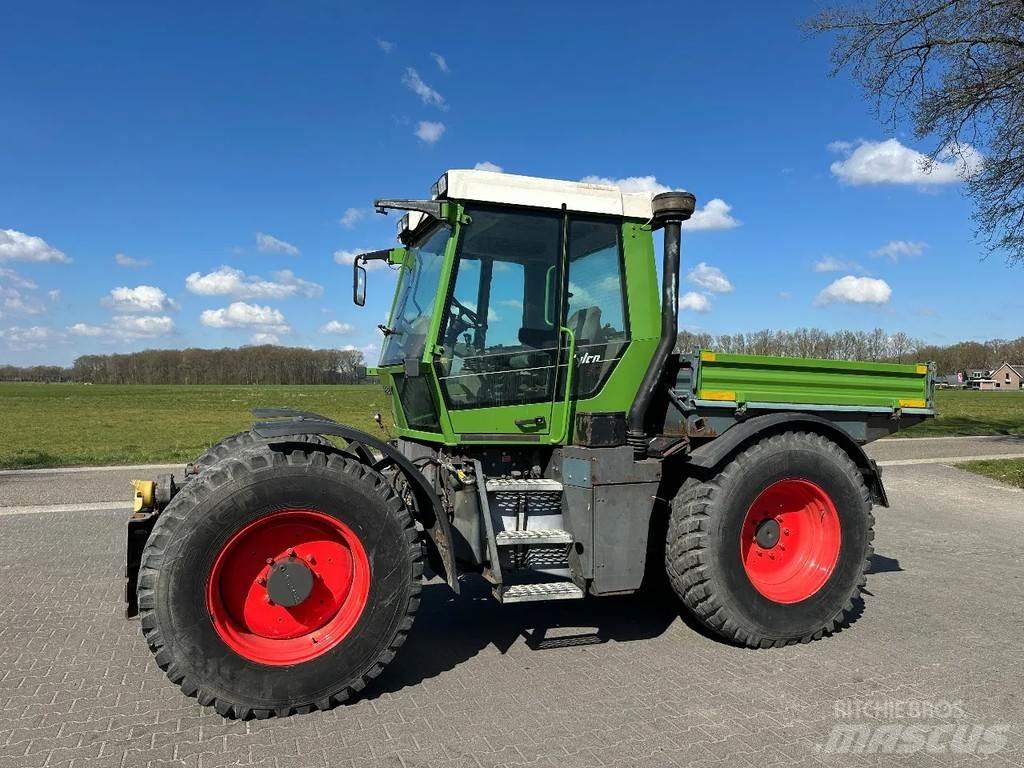 Fendt Xylon 520 Tractoren