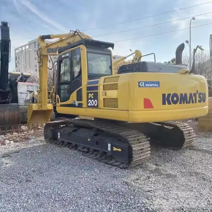 Komatsu PC200-8 Rupsgraafmachines