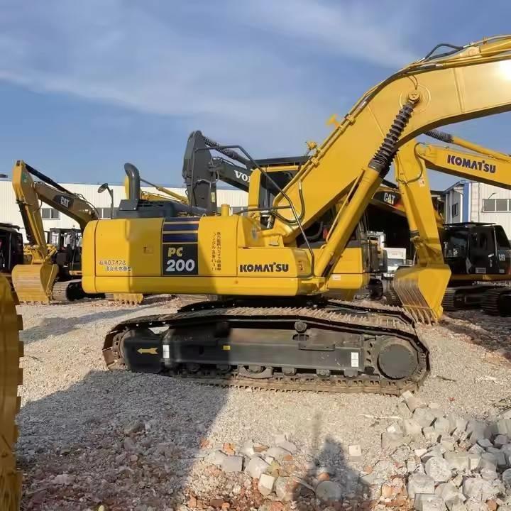 Komatsu PC200-8 Rupsgraafmachines