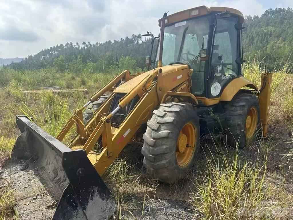 JCB 4 CX Rupsgraafmachines