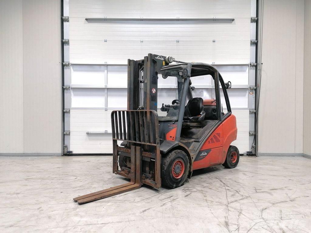 Linde H30T-02 LPG heftrucks