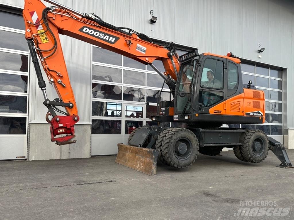 Develon DX165WR-7 Wielgraafmachines