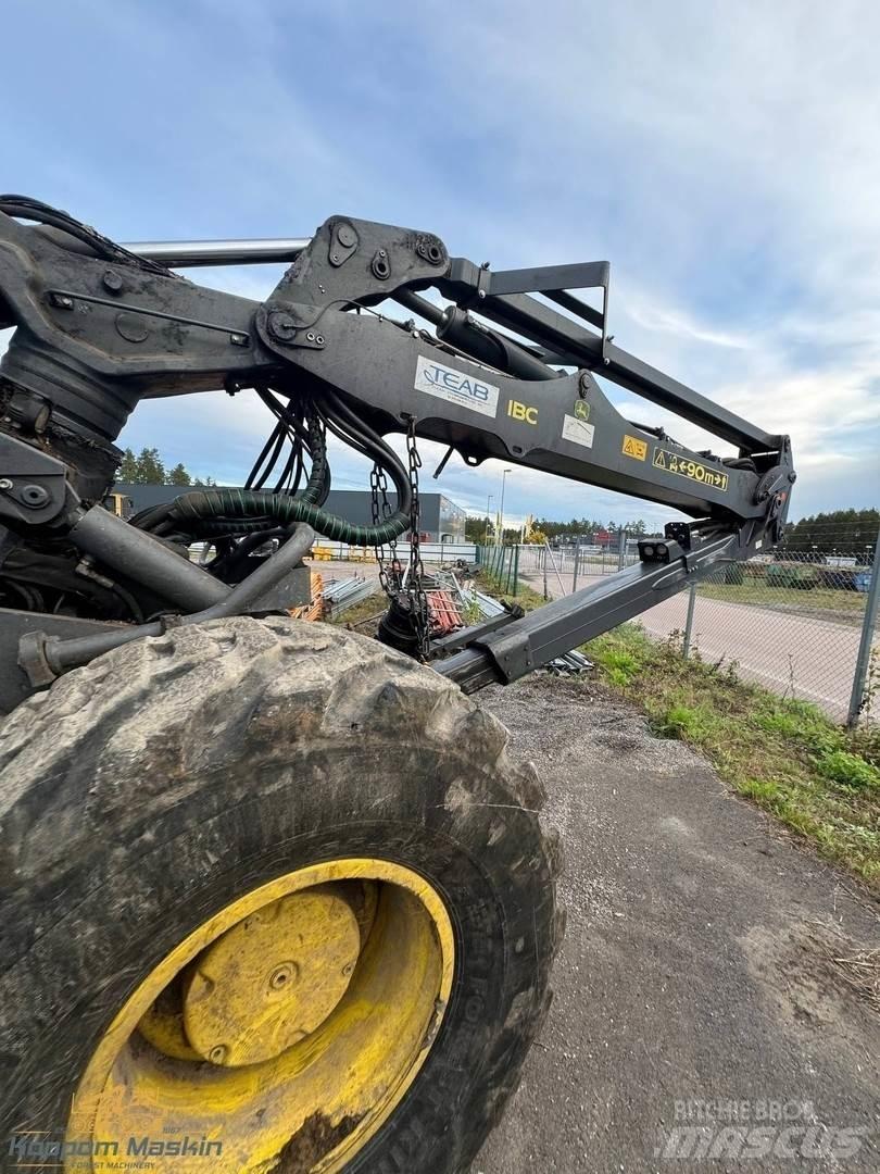 John Deere 1470G Harvesters