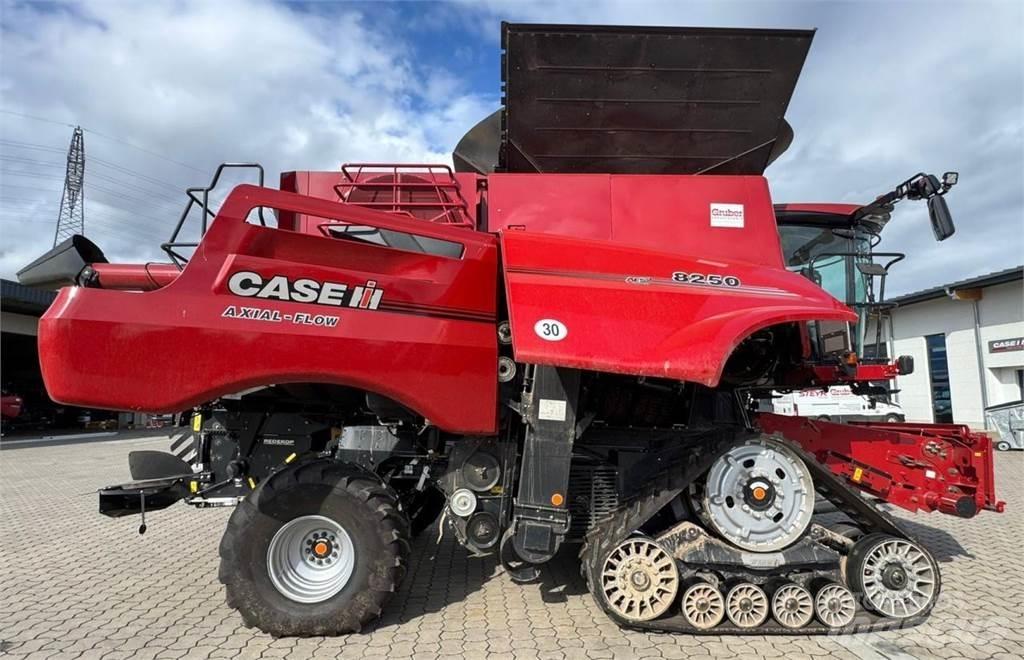 Case IH AF 8250 Maaidorsmachines
