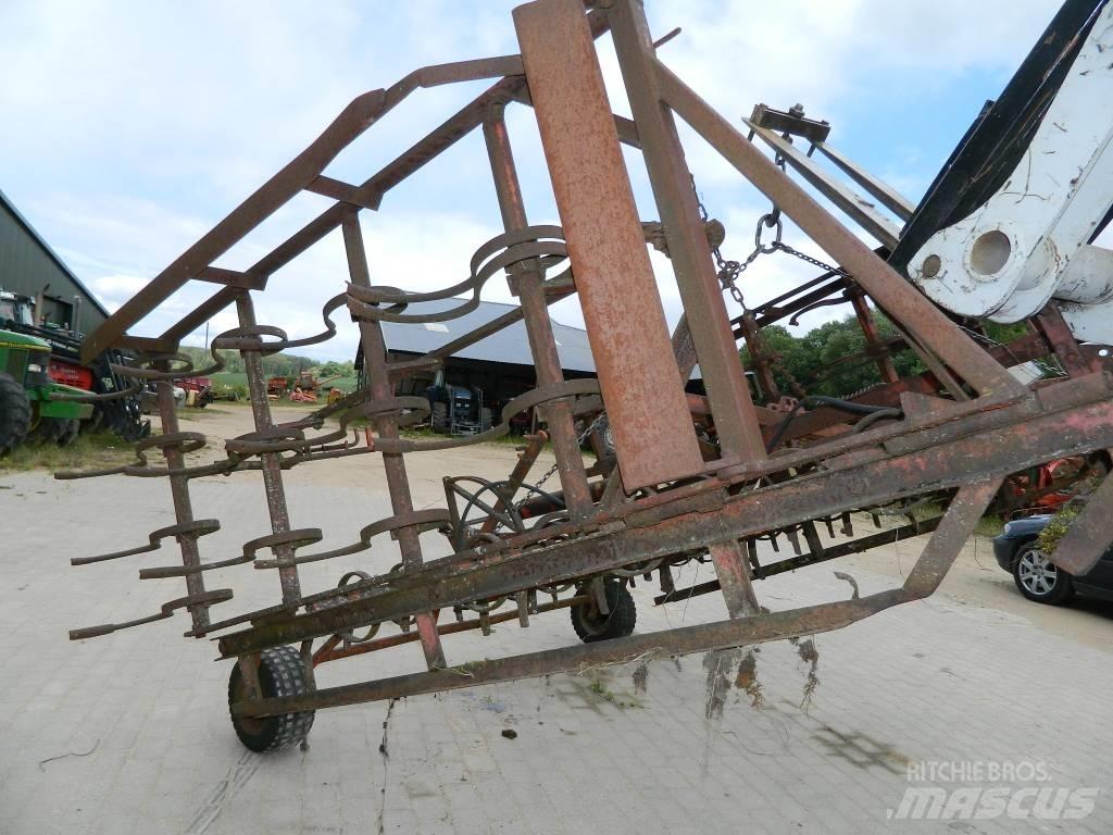 Lilla Harrie 480 Cultivatoren