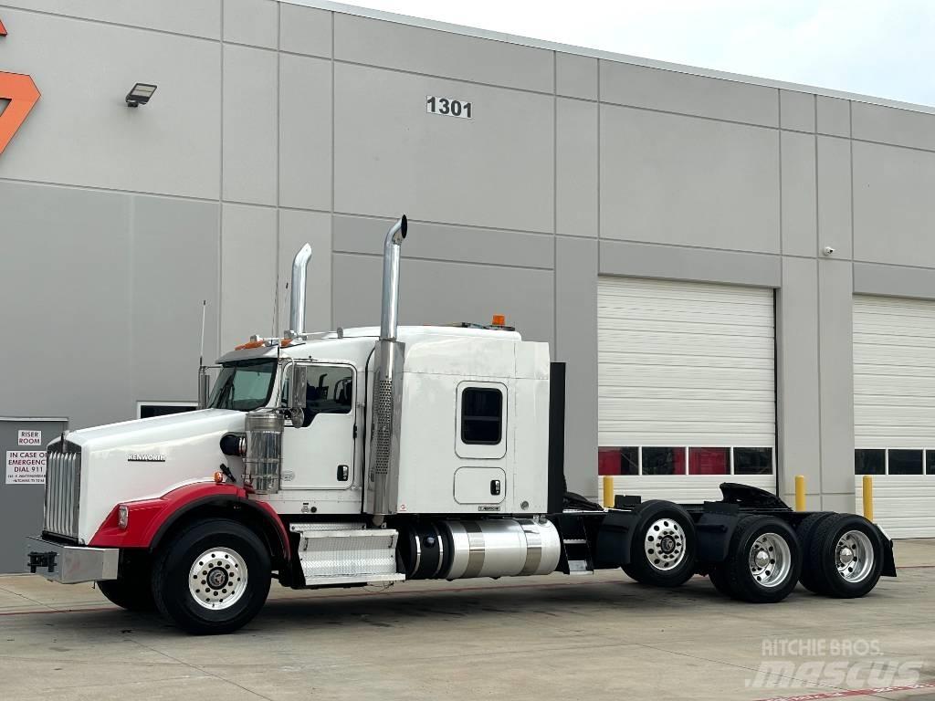 Kenworth T 800 Trekkers