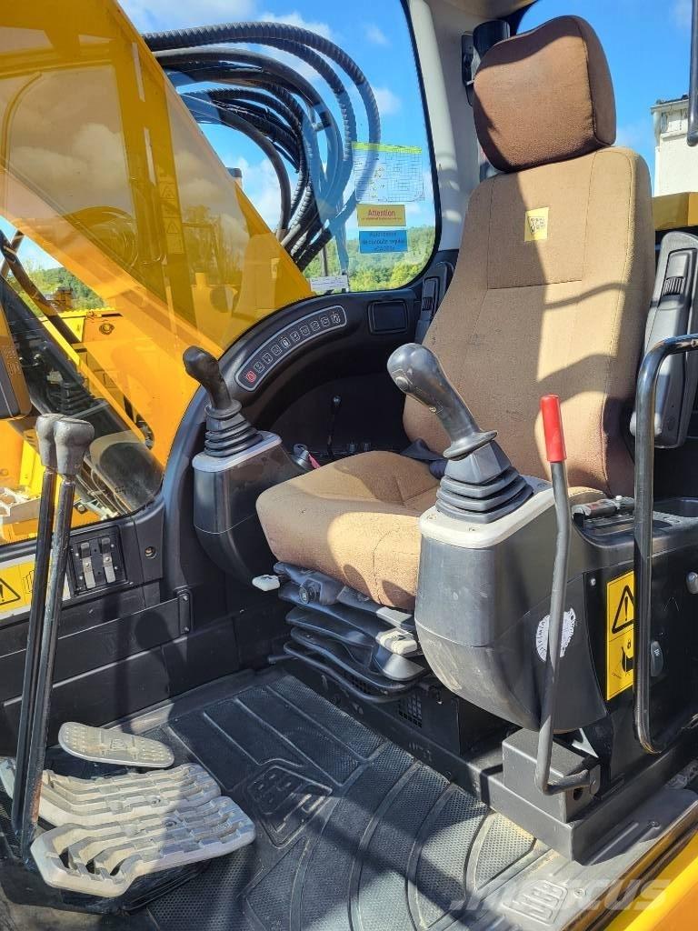 JCB JZ 140 LC Rupsgraafmachines