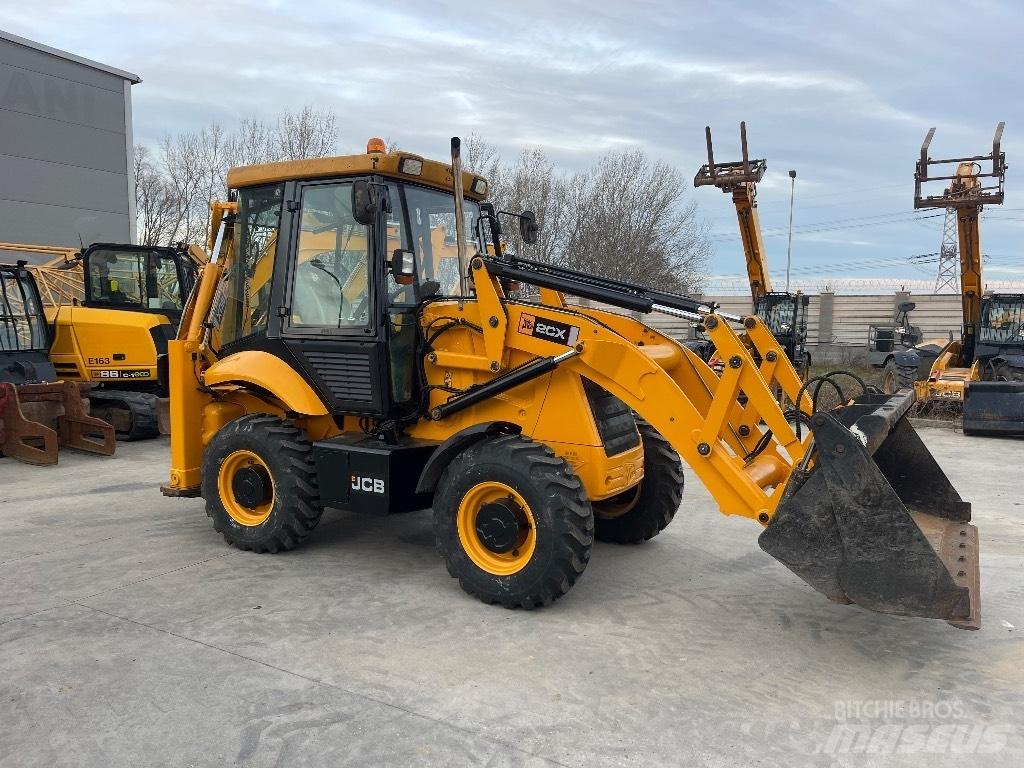 JCB 2 CX Graaf-laadcombinaties
