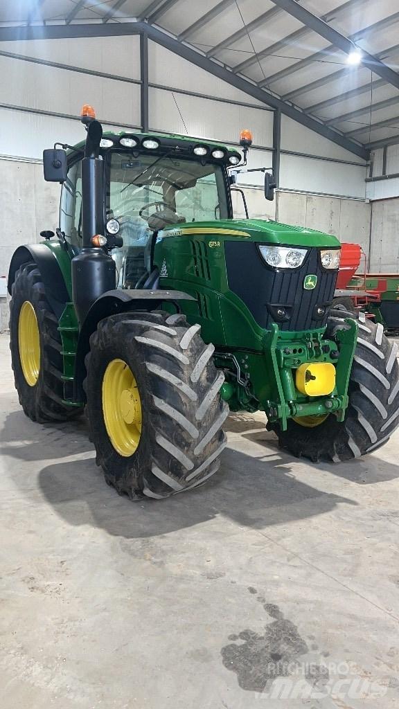 John Deere 6175 R Tractoren
