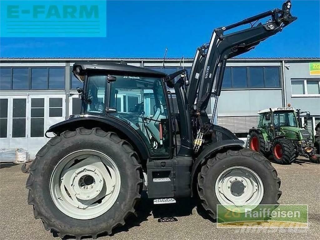 Valtra g135v 1b9 Tractoren
