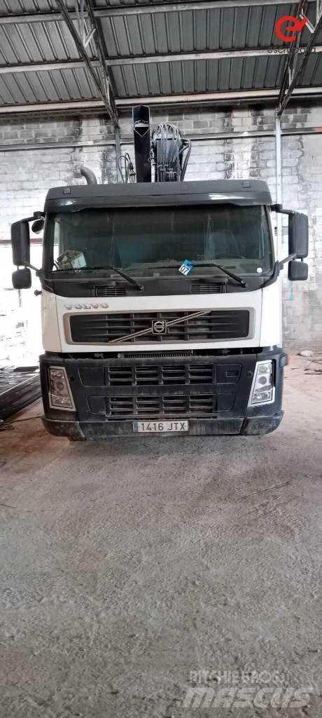 Volvo FM 9 260 Bakwagens met gesloten opbouw