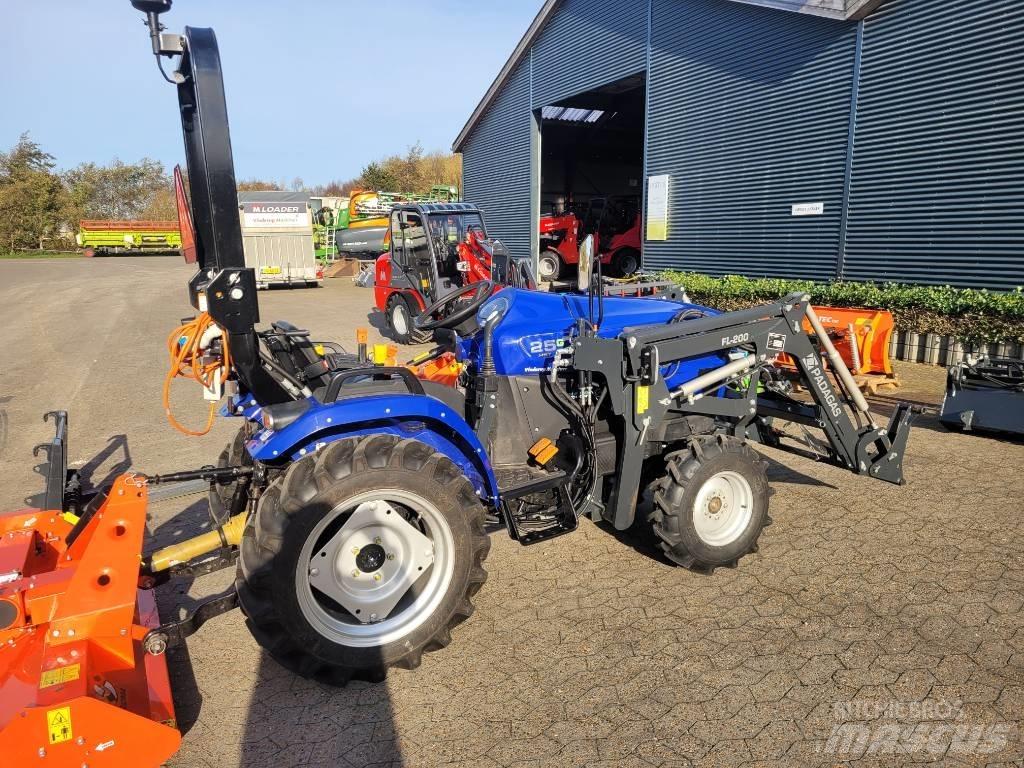 Farmtrac 25 G HST Compacttrekkers