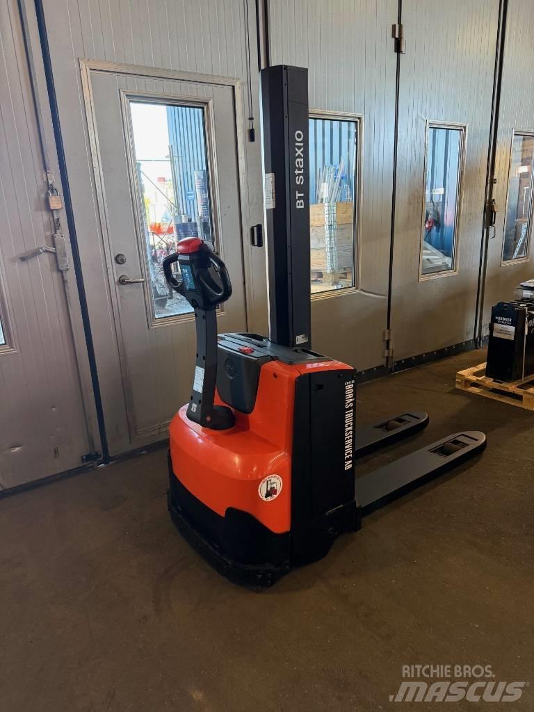 BT truck SWE 080L Stapelaar meeloop