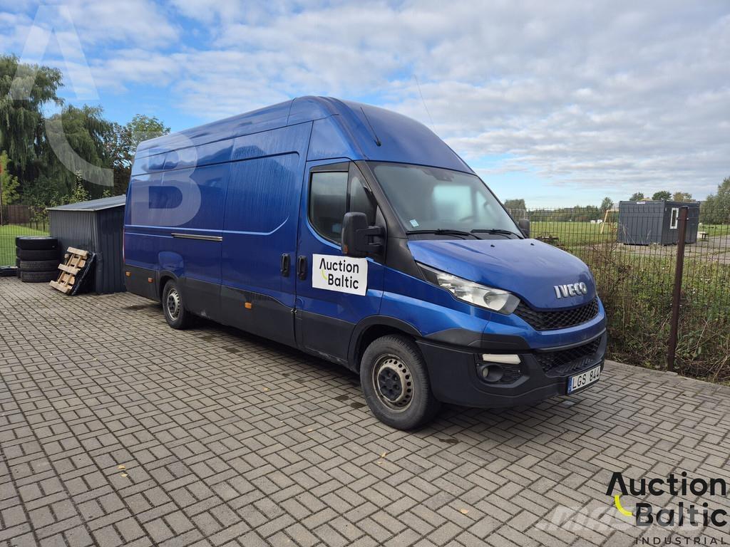 Iveco 35S17 Gesloten opbouw