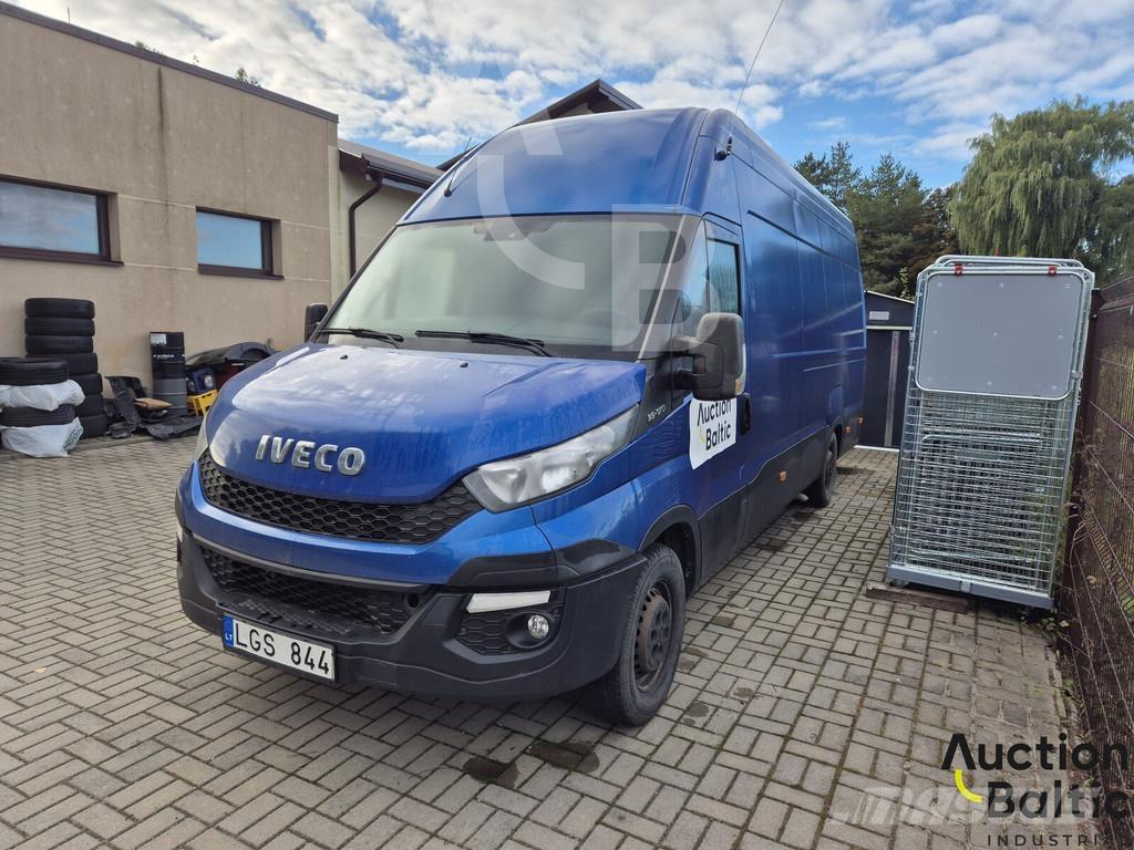 Iveco 35S17 Gesloten opbouw