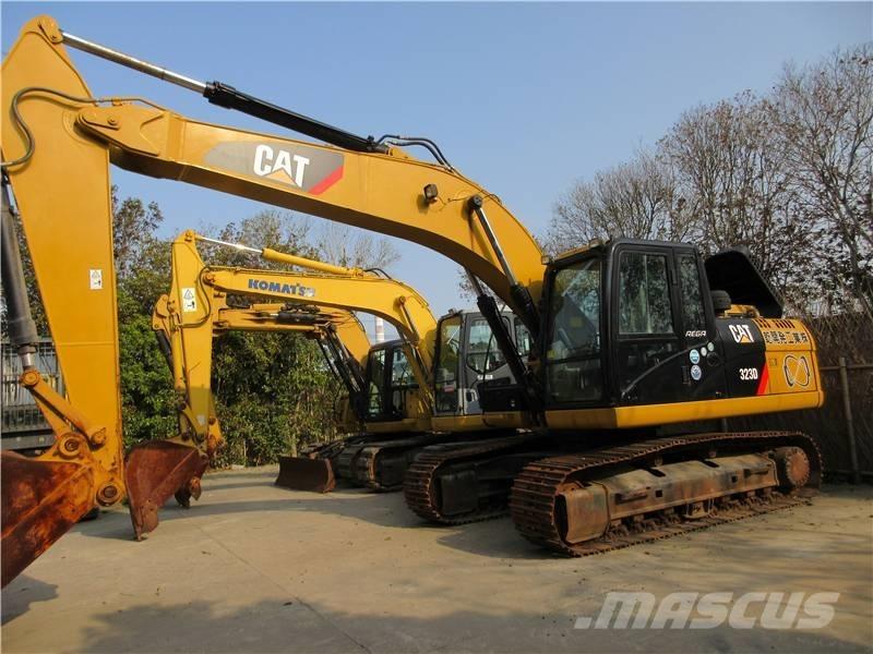 CAT 323 GC Rupsgraafmachines