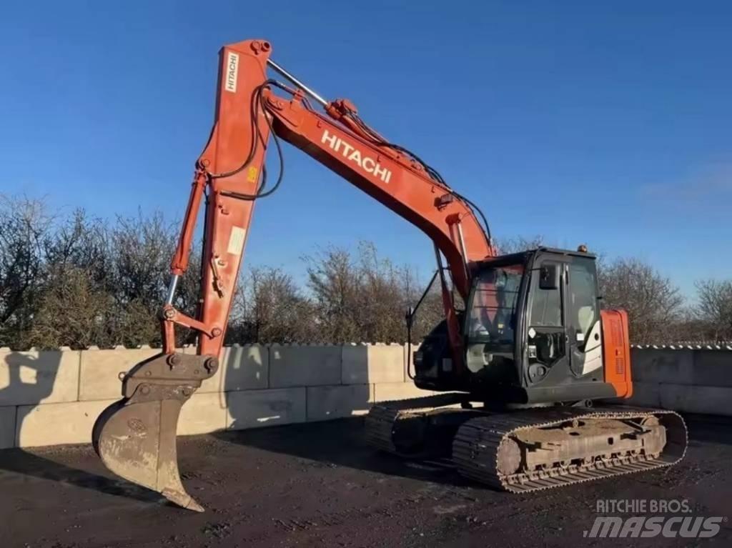 Hitachi ZX 135 Rupsgraafmachines