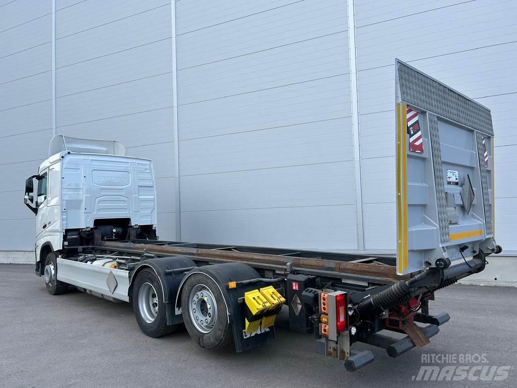 Volvo FH Containertrucks met kabelsysteem