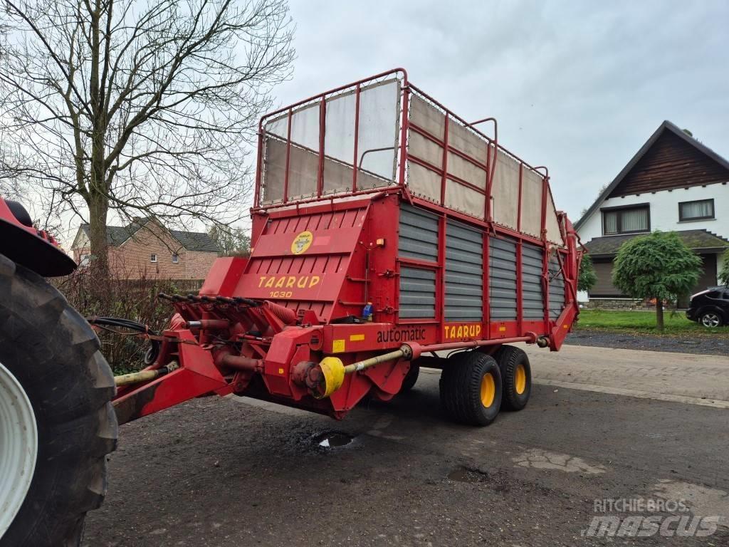 Taarup 1030 Opraapwagens
