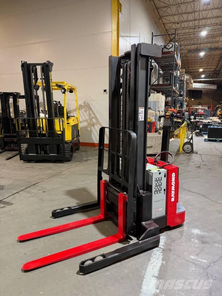 Raymond RSS40 Zelfrijdende stapelaars