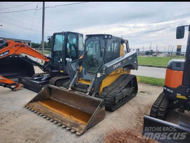 John Deere 333G Schrankladers