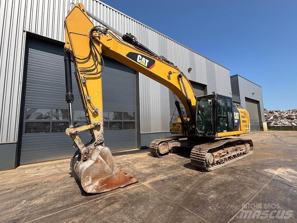 CAT 330FL Speciale Graafmachines