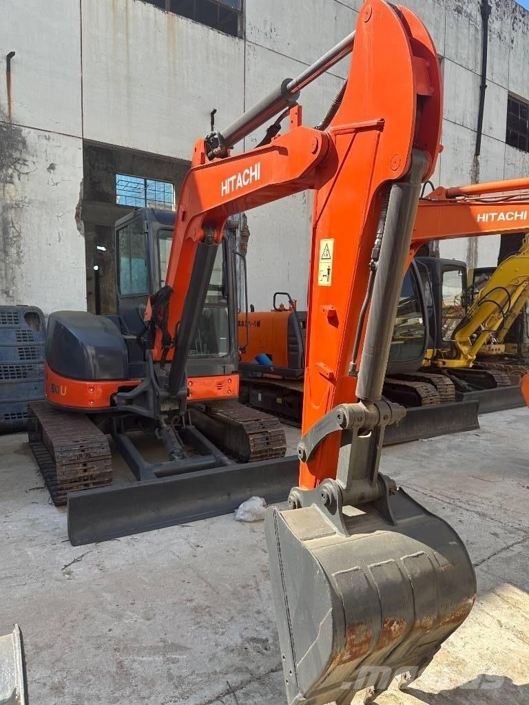 Hitachi ZX 50 U Rupsgraafmachines