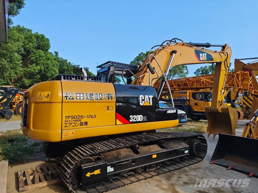 CAT 320 D2 L Rupsgraafmachines