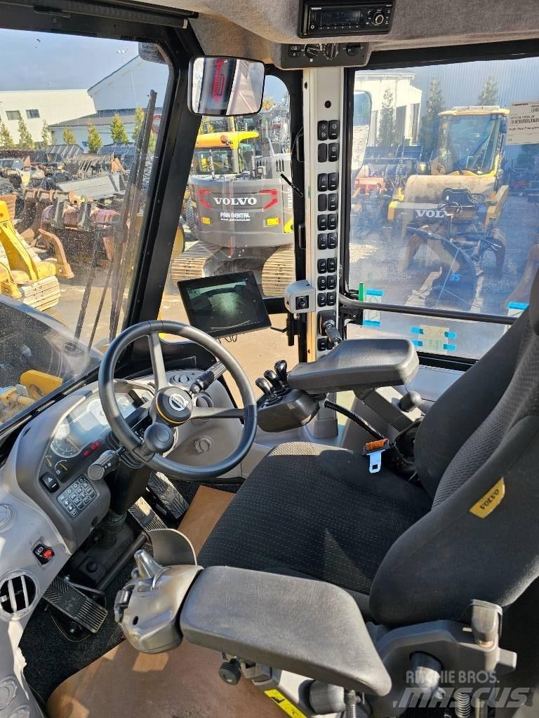 Volvo L260H Wielladers