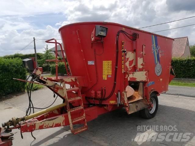 Peecon 17M³ Mengvoedermachines