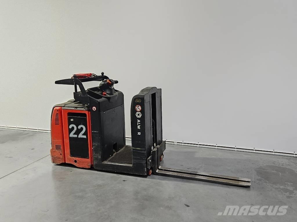 Linde V08 Orderpicker voor middelhoog niveau