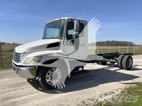 Hino 238 Chassis met cabine