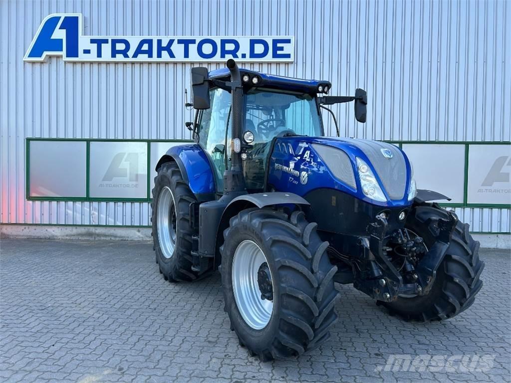 New Holland T7.225 Tractoren