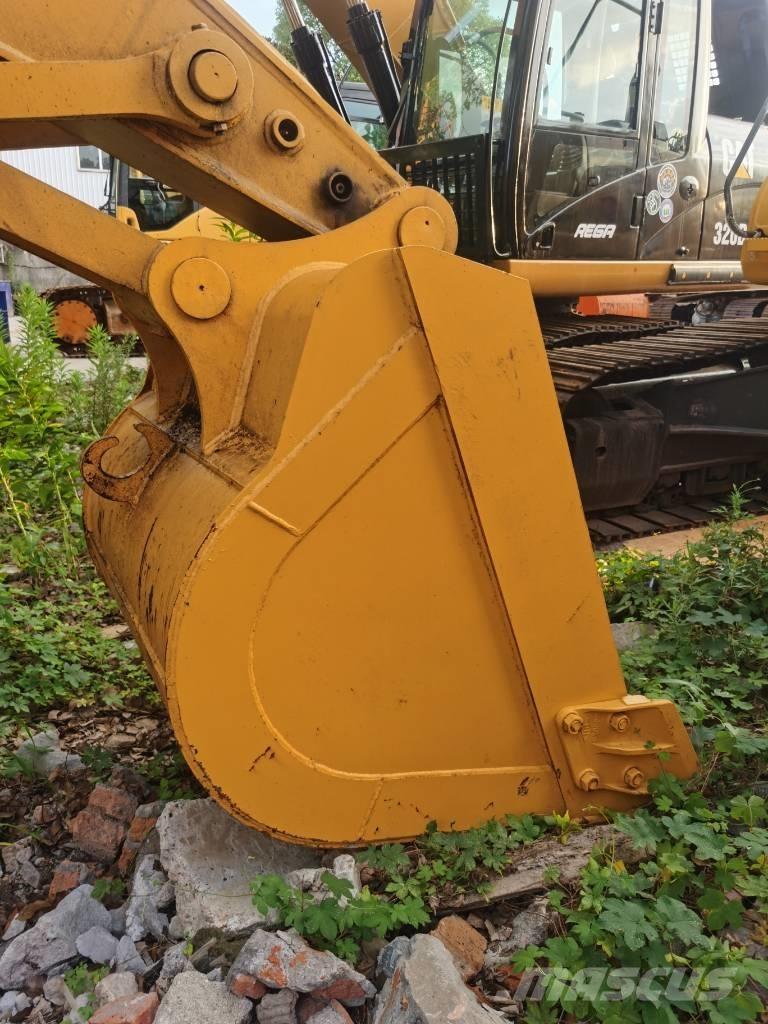 Komatsu PC 220-7 Rupsgraafmachines