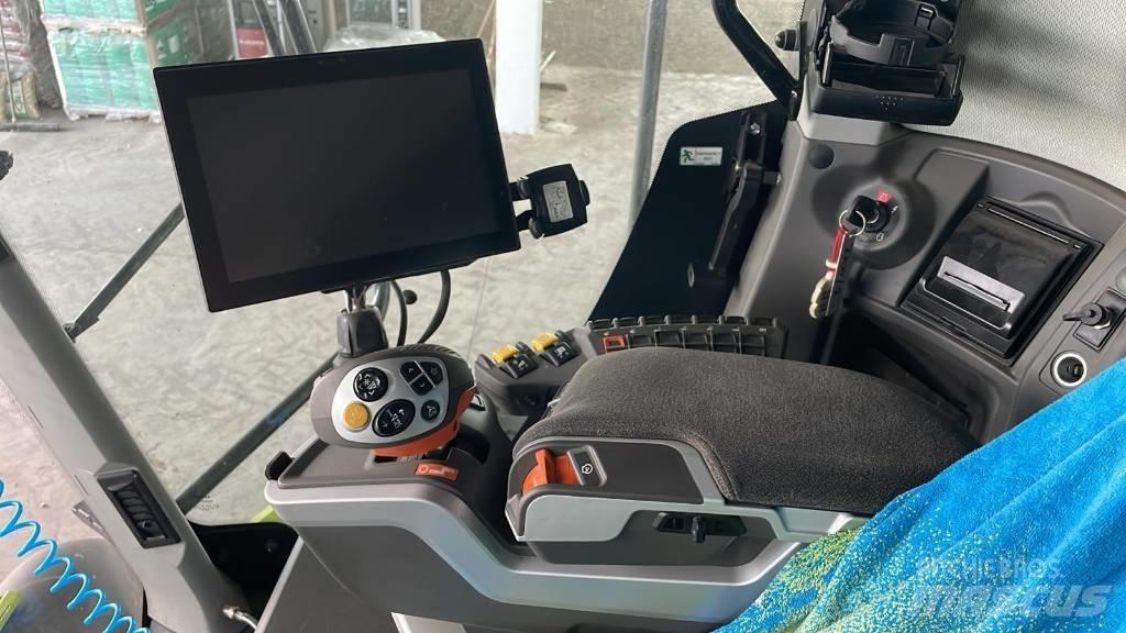 CLAAS LEXION 7700 TT Maaidorsmachines