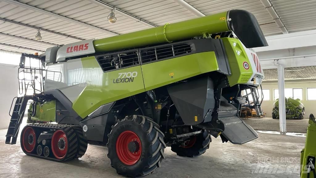 CLAAS LEXION 7700 TT Maaidorsmachines