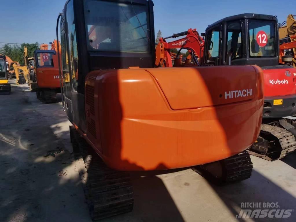 Hitachi ZX 60 Rupsgraafmachines