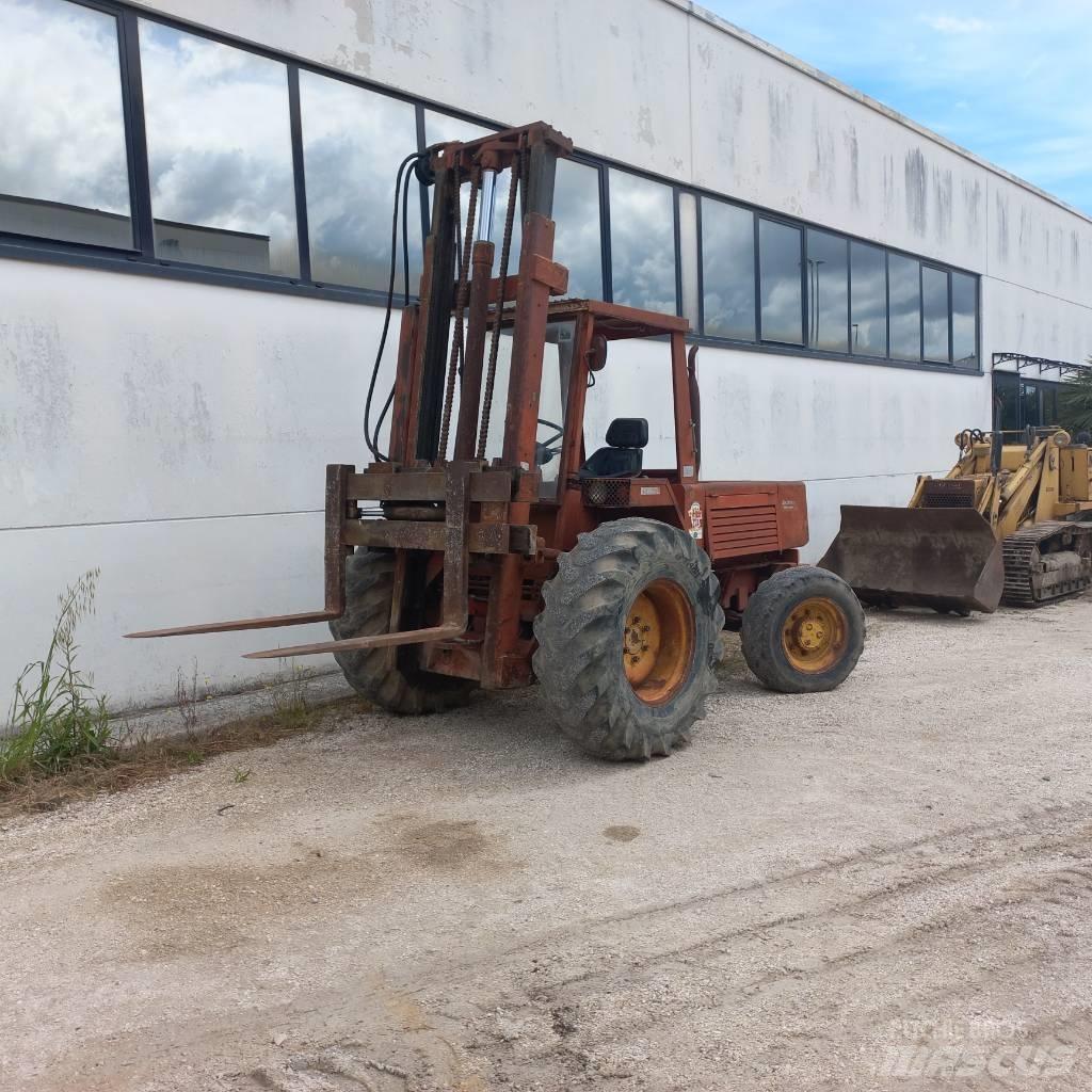 Manitou 4RM30G Diesel heftrucks