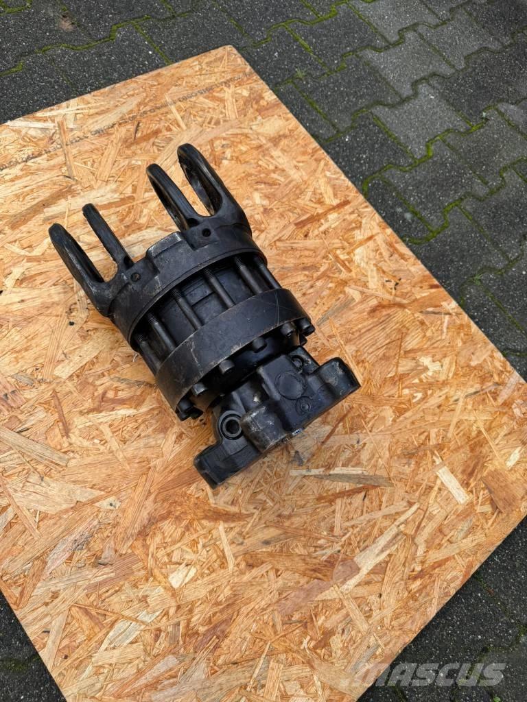 Ponsse Bear Rotators