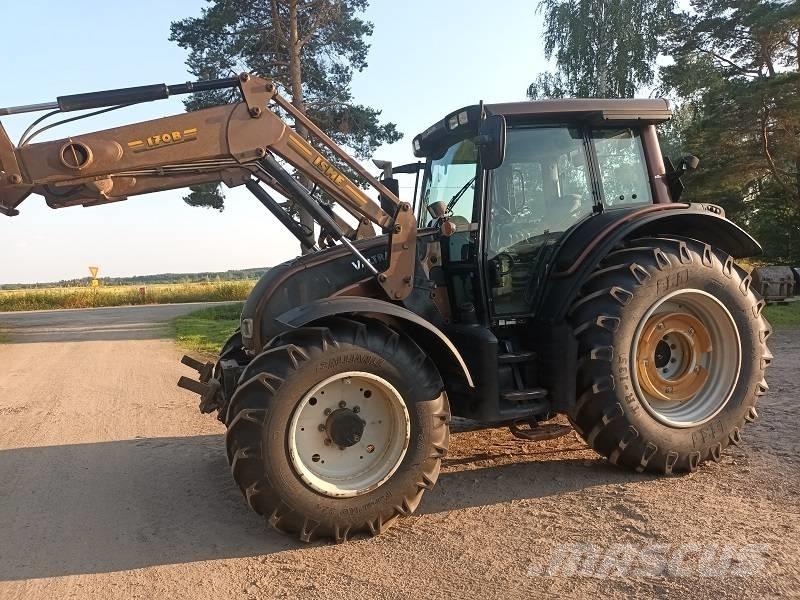 Valtra N 141 Tractoren