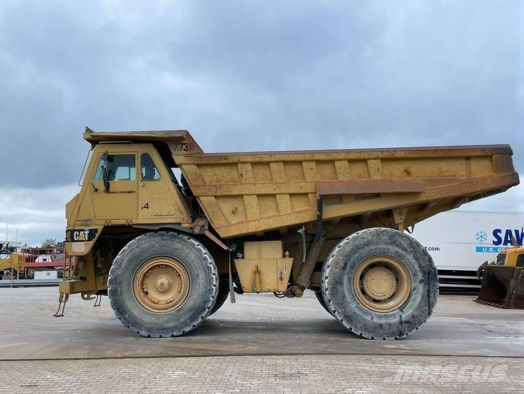 CAT 773B Starre dumptrucks