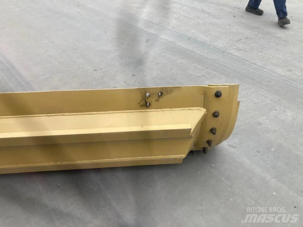 CAT 120M3 Moldboard Bladen