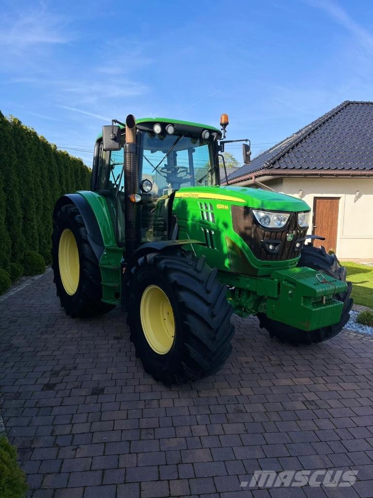 John Deere 6125 M Tractoren