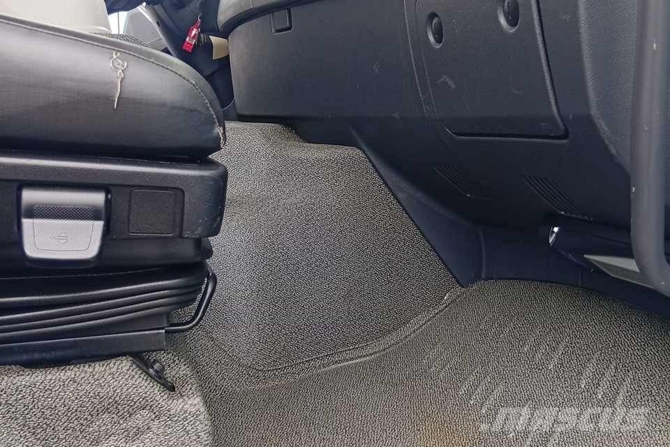 Renault C 320 Platte bakwagens