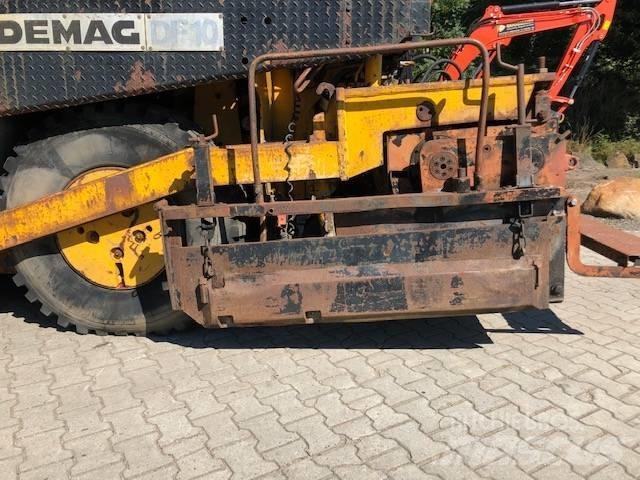 Demag DF 10 Asfaltafwerkmachines
