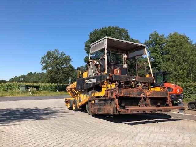 Demag DF 10 Asfaltafwerkmachines
