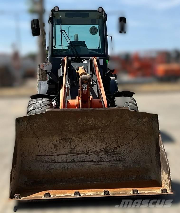 Komatsu WA 80-6 Wielladers