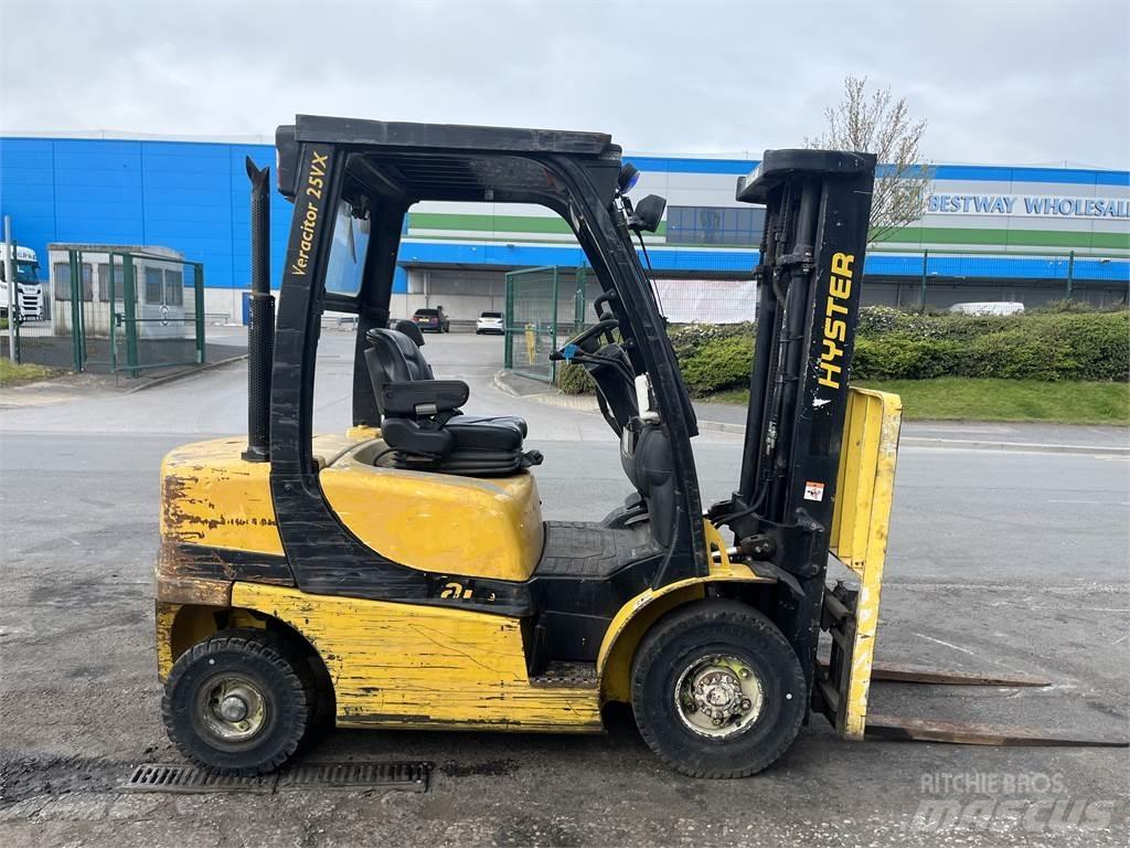 Yale GDP25VX Diesel heftrucks