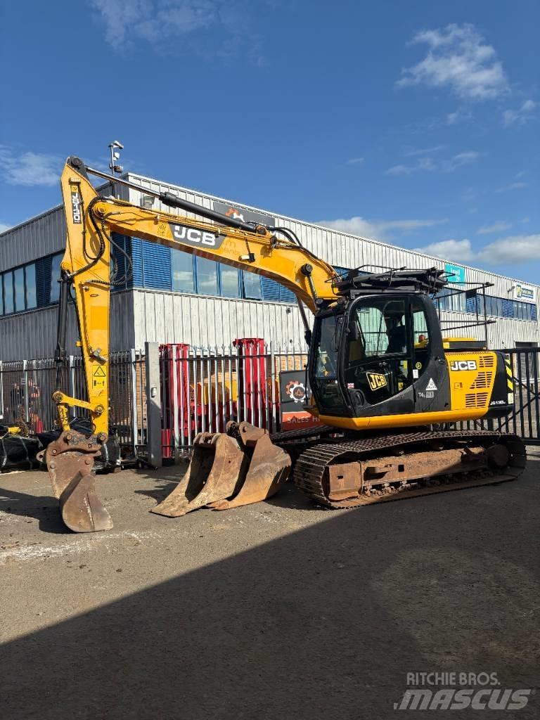 JCB JS 130 LC Rupsgraafmachines