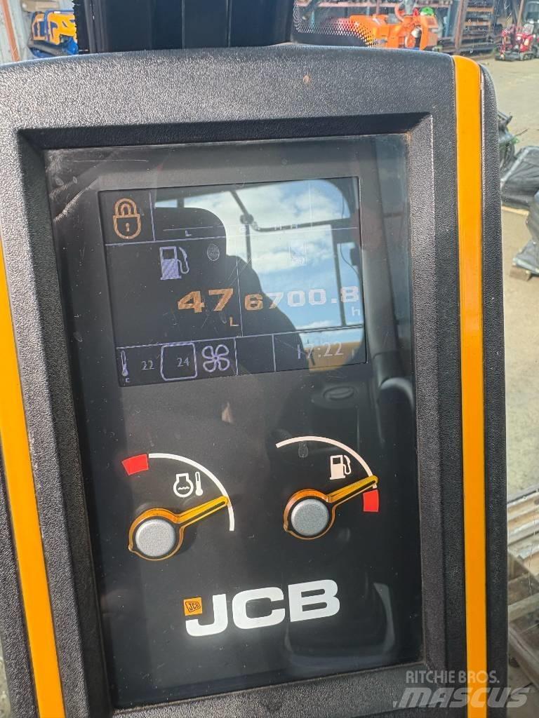 JCB JS 130 LC Rupsgraafmachines